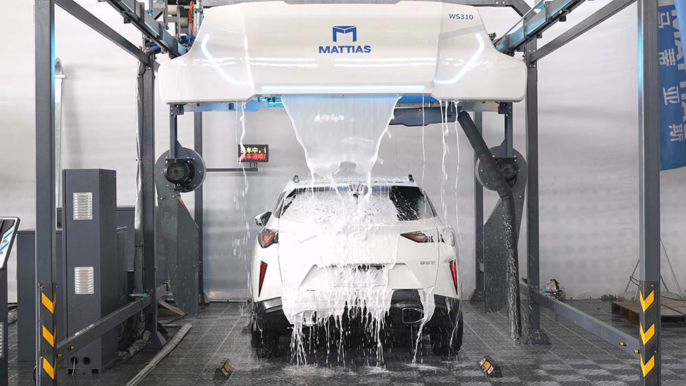 Touchless Car Washes Better for Luxury Cars